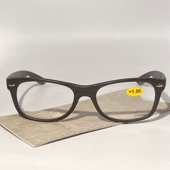 Reading Glasses  Rectangular Black  Frames 1.50 NWT - Picture 1 of 9